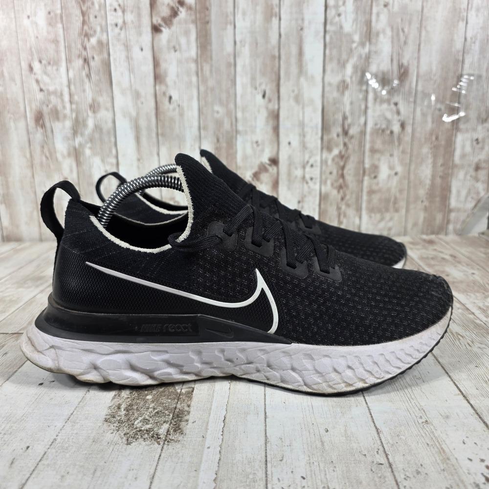 Nike React Infinity Run Flyknit Womens 10.5 Black White Running Shoes CD4372-002